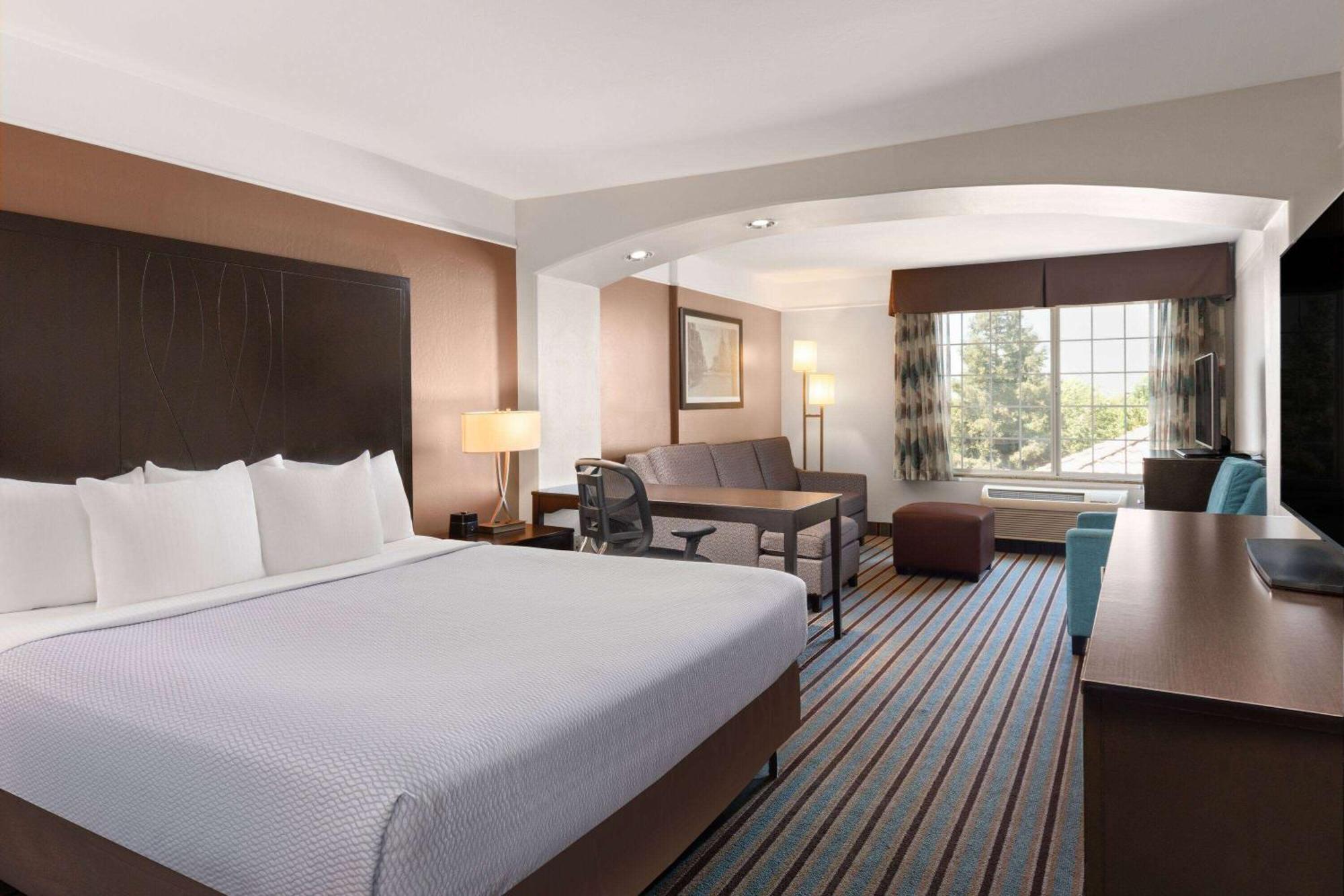 Hotel La Quinta By Wyndham Bakersfield North Exterior foto